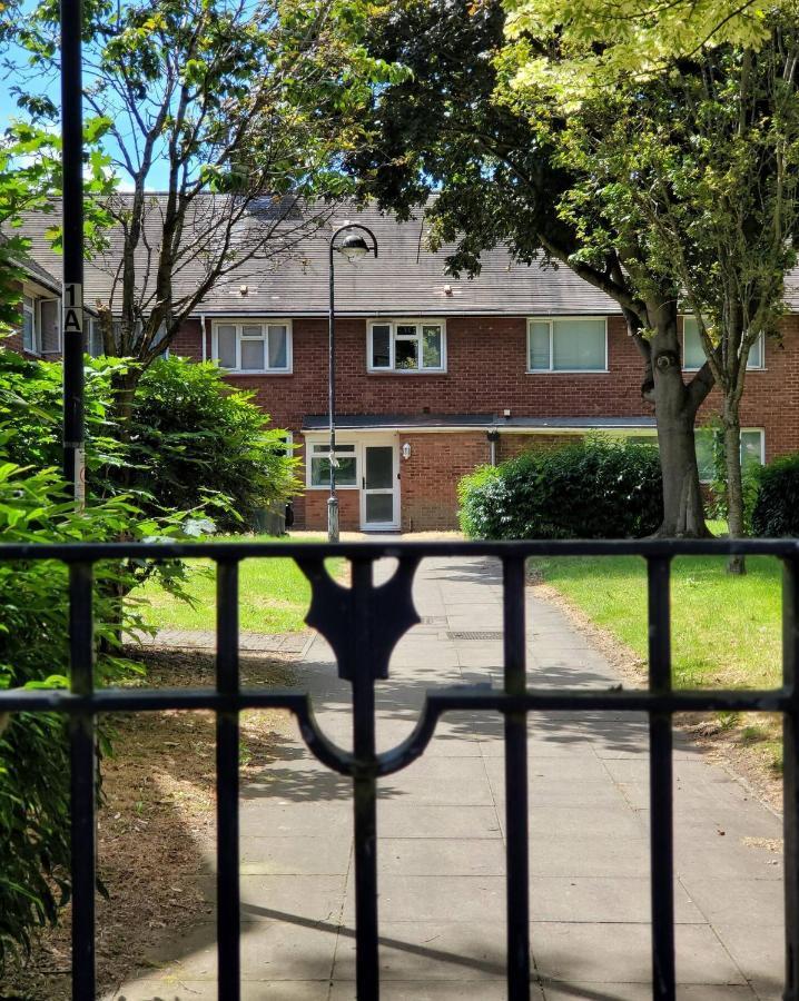 Nr Birmingham City Centre, 5 Bed, Luxe Inn Экстерьер фото