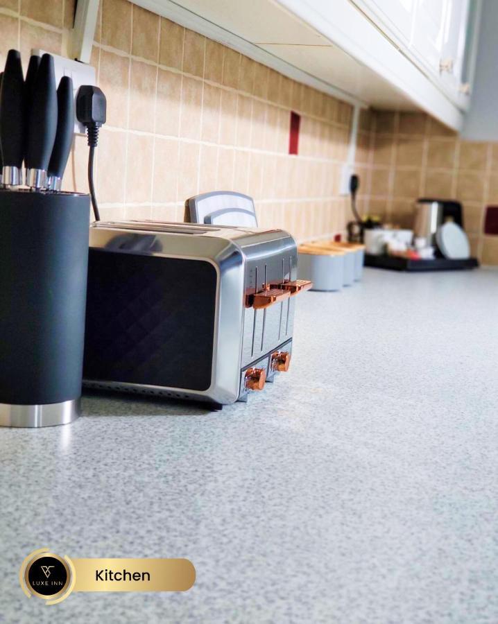 Nr Birmingham City Centre, 5 Bed, Luxe Inn Экстерьер фото